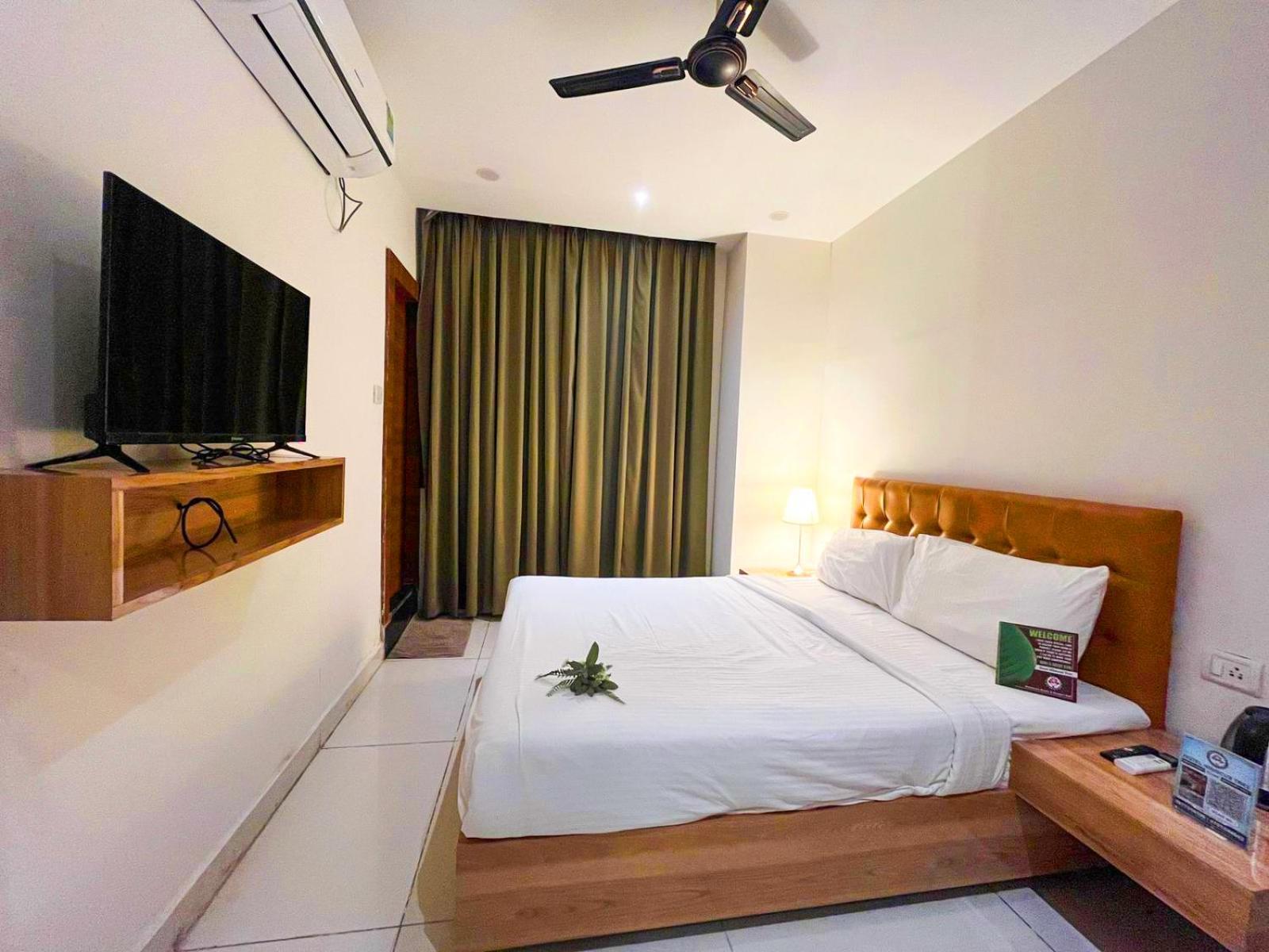 Hotel Hibiscus Tree- Bachupally ไฮเดอราบัด ภายนอก รูปภาพ