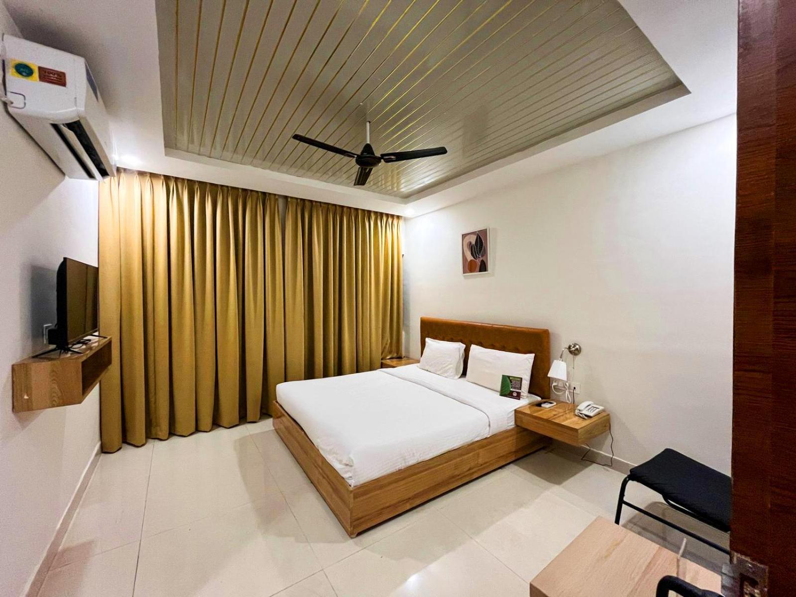 Hotel Hibiscus Tree- Bachupally ไฮเดอราบัด ภายนอก รูปภาพ