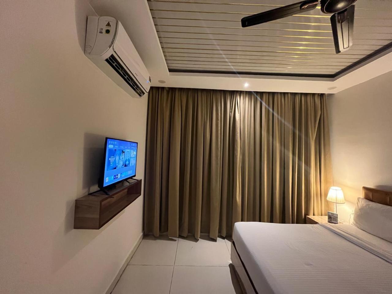 Hotel Hibiscus Tree- Bachupally ไฮเดอราบัด ภายนอก รูปภาพ